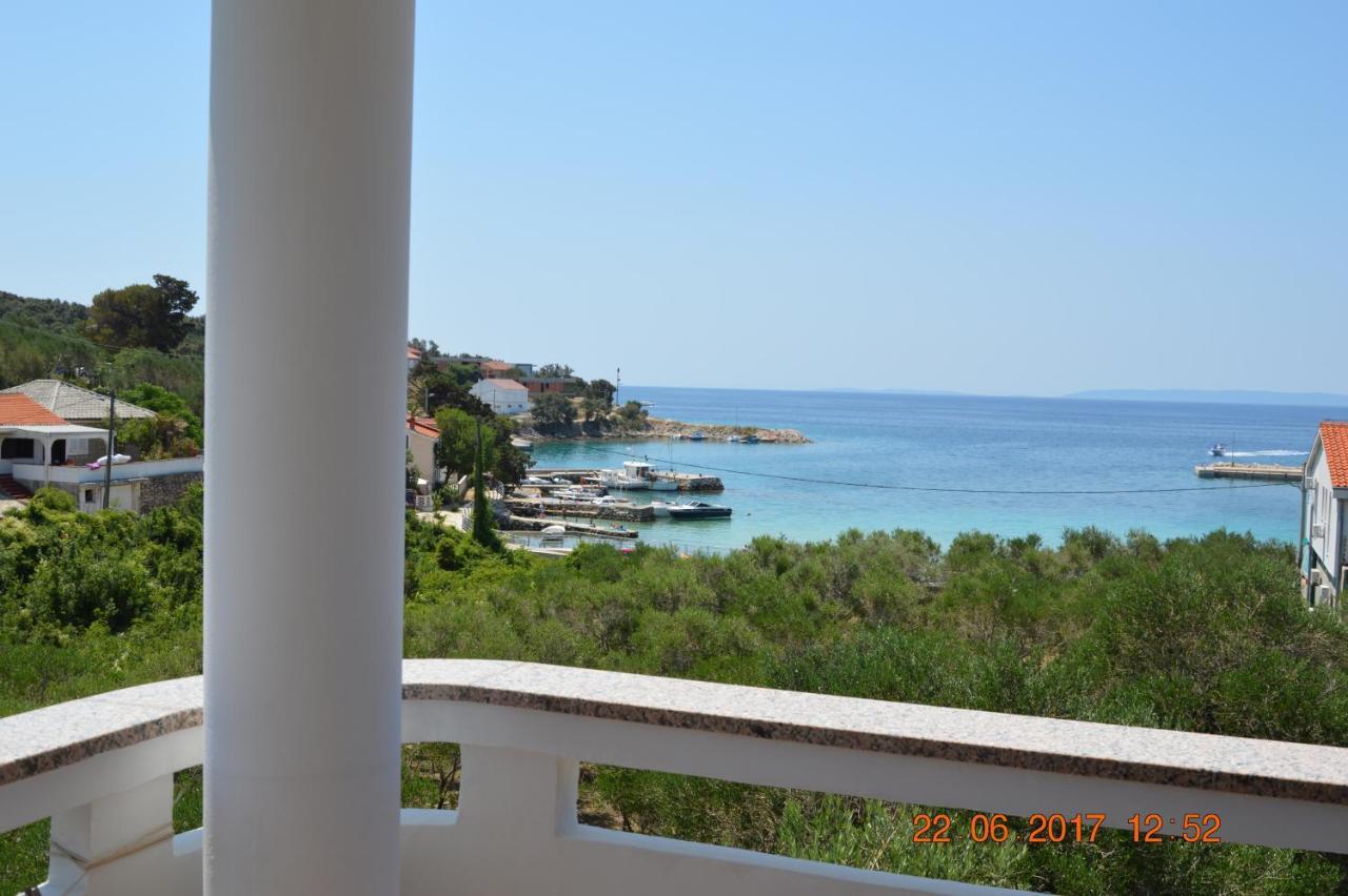 Apartments And Rooms By The Sea Jakisnica, Pag - 4160 Lun  Eksteriør bilde