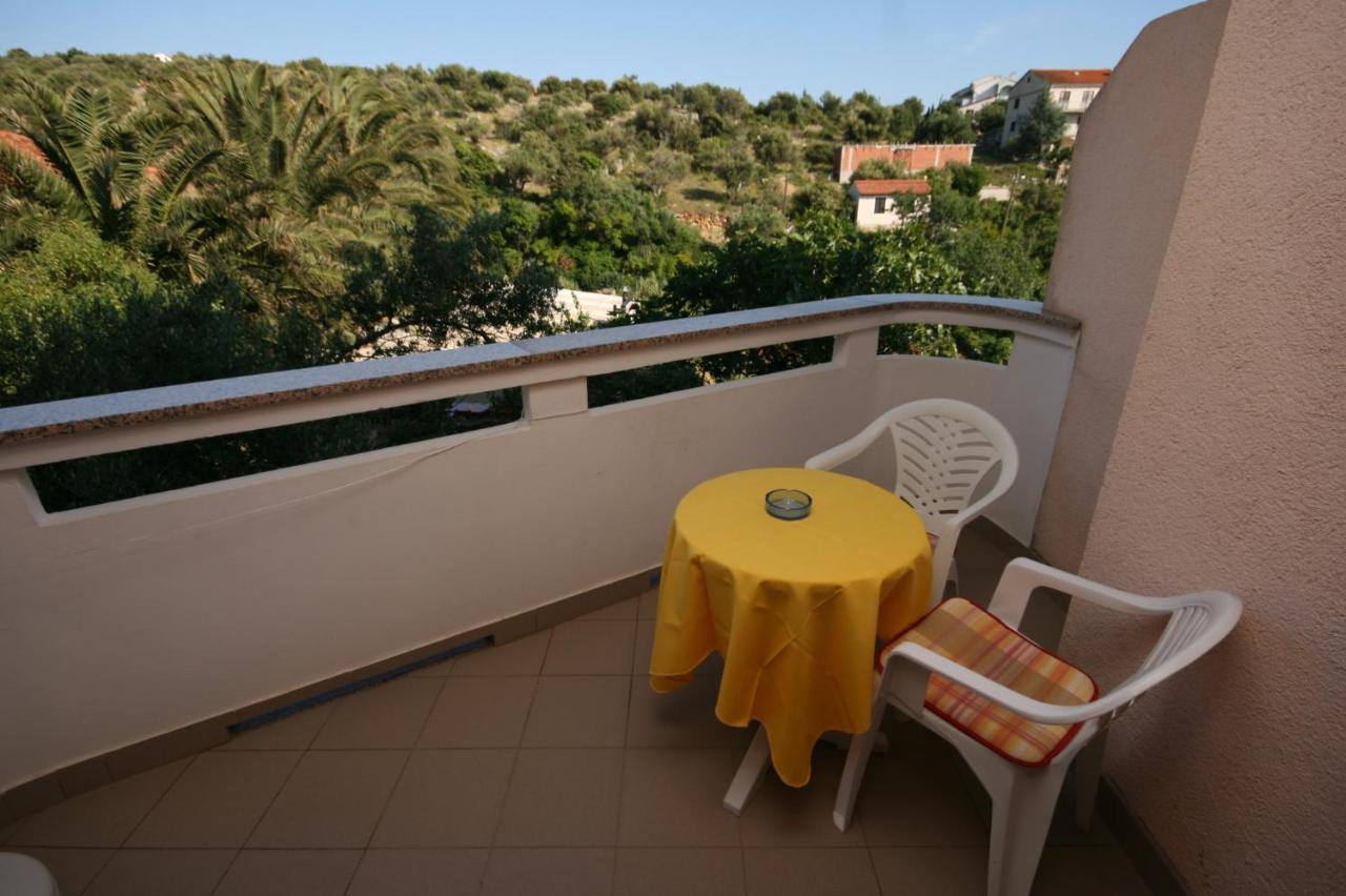 Apartments And Rooms By The Sea Jakisnica, Pag - 4160 Lun  Eksteriør bilde